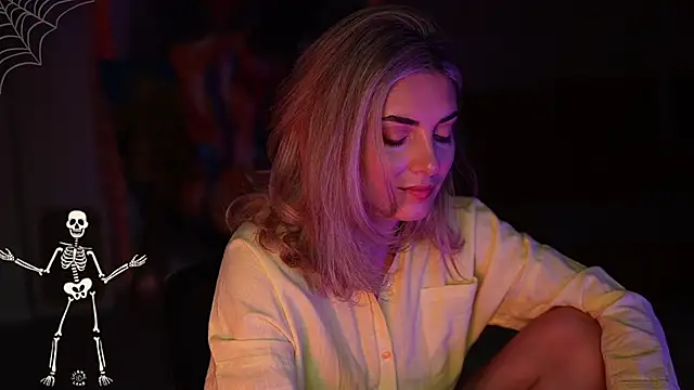  Allie  online show from October 26, 2025, 5:46 am