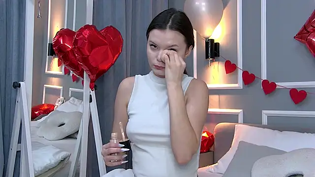 Snapshot of AsterQuinn chatting on February 15, 2026, 3:09 pm AsterQuinn online show from February 15, 2026, 3:09 pm