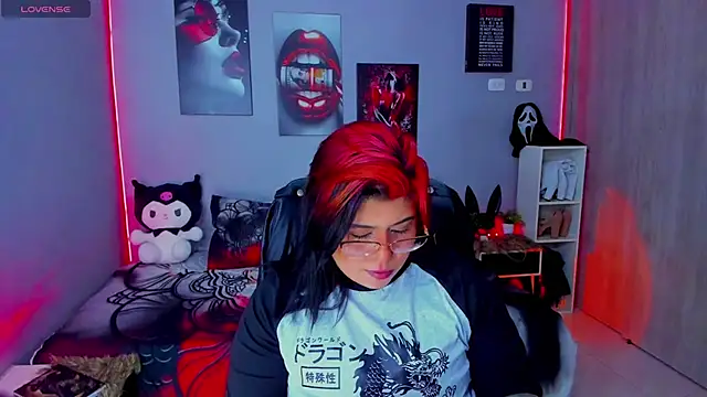 Veronika metal online show from November 13, 2025, 6:29 pm