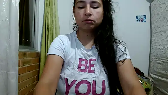 Escarcha-blue online show from December 16, 2025, 12:15 am