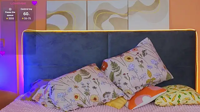 Eva Starlight online show from September 14, 2025, 4:11 am