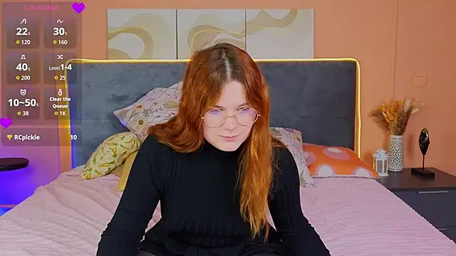 Eva Starlight online show from September 21, 2025, 4:03 am