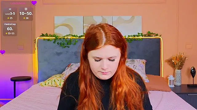 Eva Starlight online show from October 6, 2025, 4:10 am