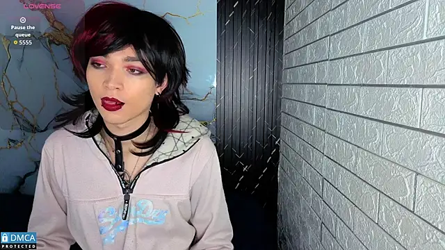 MaeveKuro online show from November 29, 2025, 3:09 am