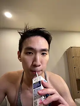 Hon1069 online show from March 9, 2025, 4:44 pm