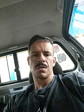 Snapshot of juniortche1313 chatting on February 24, 2025, 11:52 pm juniortche1313 online show from February 24, 2025, 11:52 pm