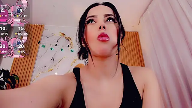 ValeriCardenas online show from April 8, 2026, 2:22 am