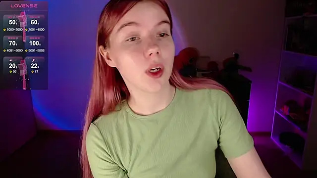 Strawberry juli online show from November 23, 2025, 7:19 am