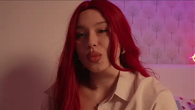 Snapshot of ElliSweetTease chatting on October 16, 2025, 4:02 am ElliSweetTease online show from October 16, 2025, 4:02 am