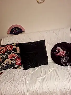 Rosemarie Blu online show from February 28, 2025, 5:37 pm