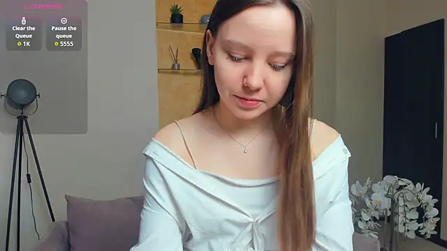 EdinaCordner online show from November 1, 2025, 10:06 am