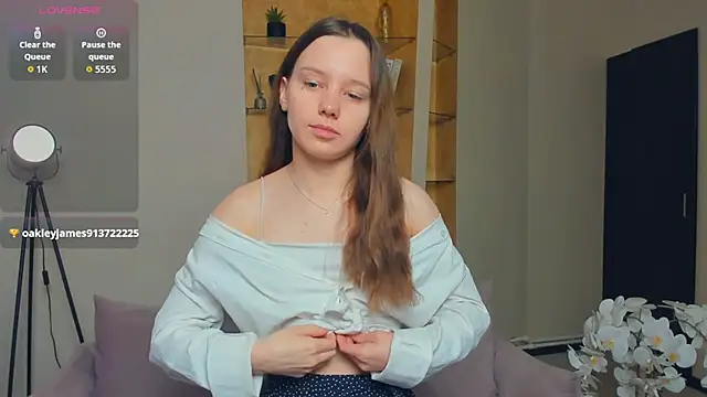 EdinaCordner online show from November 15, 2025, 10:45 am