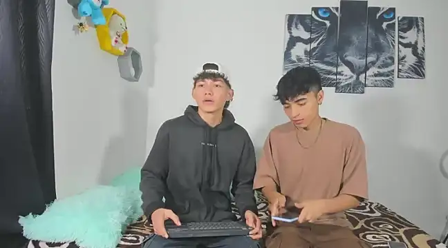 Maxxi hot23 online show from March 11, 2025, 2:18 pm