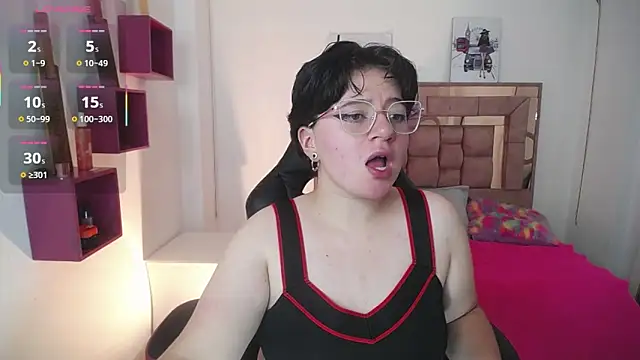 safyka online show from October 25, 2025, 2:41 am