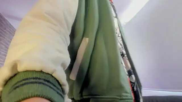 Snapshot of loverisu-coral chatting on February 3, 2026, 9:31 pm loverisu-coral online show from February 3, 2026, 9:31 pm