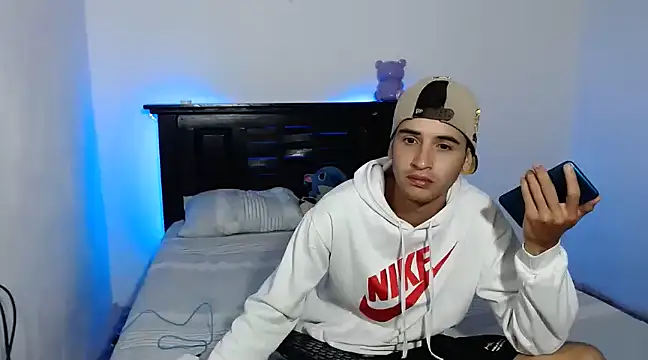 Snapshot of abrahamm_256 chatting on February 27, 2025, 3:04 am abrahamm 256 online show from February 27, 2025, 3:04 am