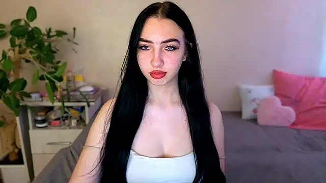 Snapshot of WildKittenX_ chatting on June 24, 2026, 4:00 am WildKittenX online show from June 24, 2026, 4:00 am