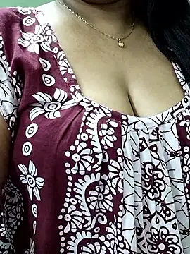 Snapshot of abinaya26 chatting on February 27, 2026, 3:23 pm abinaya26 online show from February 27, 2026, 3:23 pm