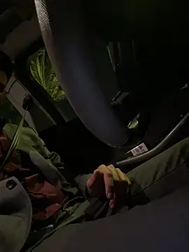 YJeromZCoxk online show from March 18, 2025, 12:27 am