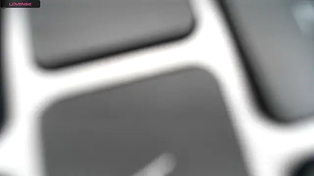 Snapshot of lovelyenigma365 chatting on January 6, 2026, 5:05 pm lovelyenigma365 online show from January 6, 2026, 5:05 pm