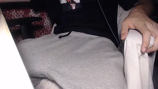 GreekDaddyNickOfficial online show from September 9, 2025, 8:19 pm