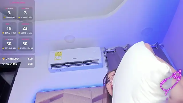 MadissonLee   online show from March 31, 2026, 10:21 pm