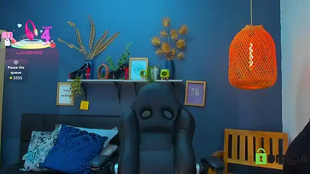 yessila parker online show from March 19, 2026, 9:24 am