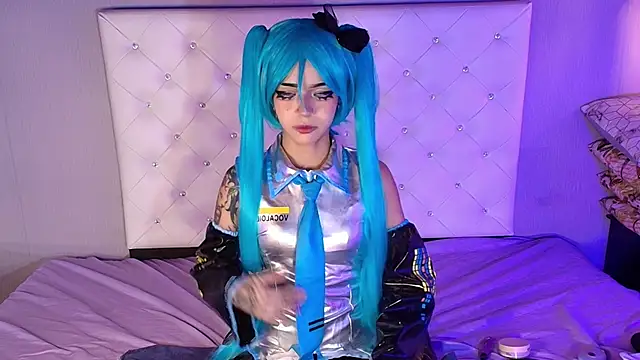  mollycrystal online show from October 17, 2025, 6:49 am