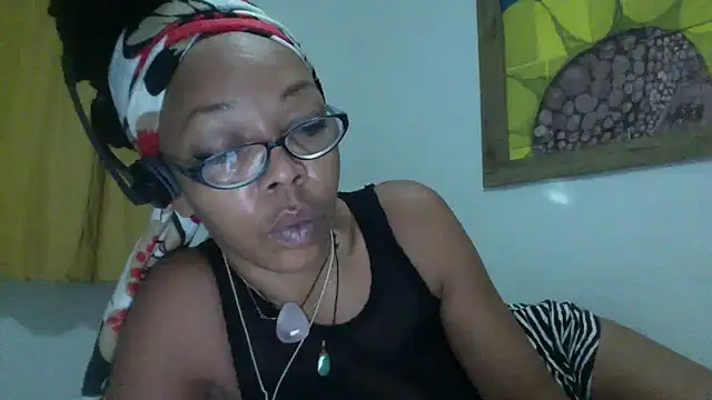 Ladyzee25 online show from September 23, 2025, 1:30 am