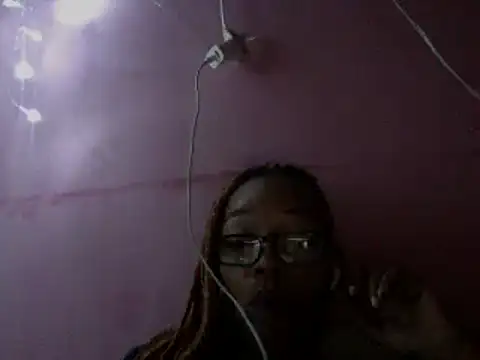 Ladyzee25 online show from April 10, 2026, 7:57 am