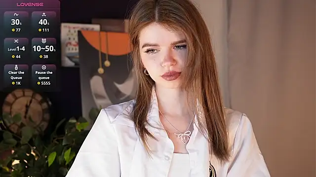 Snapshot of AmityDilley chatting on October 6, 2025, 4:10 am AmityDilley online show from October 6, 2025, 4:10 am