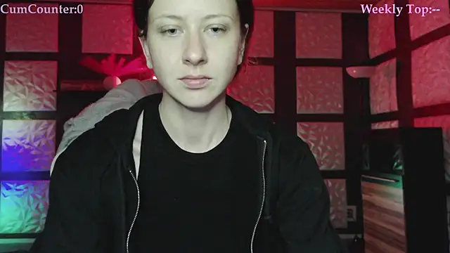 SweetSeraphine online show from October 21, 2025, 5:19 am