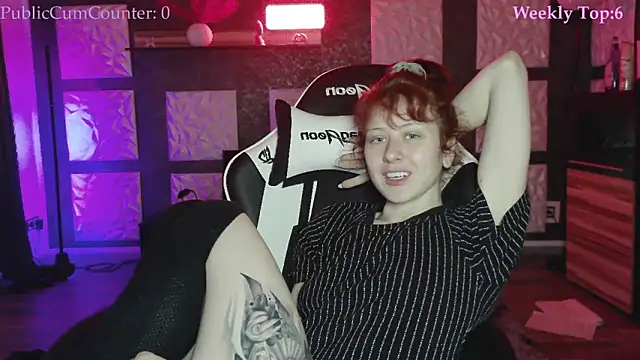 SweetSeraphine online show from February 22, 2026, 9:08 am