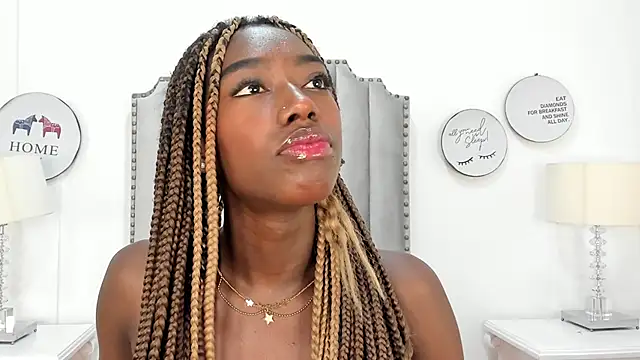 SamantaMarquez online show from September 15, 2025, 7:58 pm