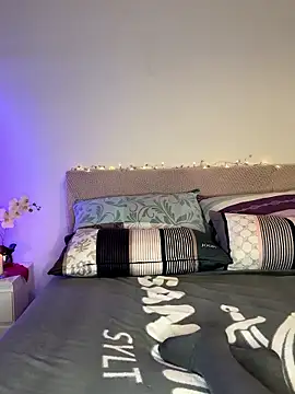 OCTAPUSSY2000 online show from January 7, 2026, 9:28 pm