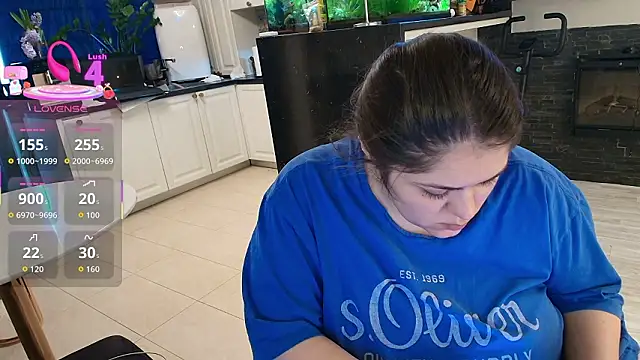 Layla- online show from March 5, 2026, 9:38 am