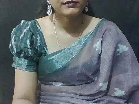 Snapshot of sugandha_bhabhi chatting on May 8, 2026, 4:56 pm sugandha bhabhi online show from May 8, 2026, 4:56 pm