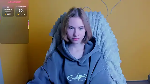 Fiona Night online show from December 19, 2025, 6:20 am