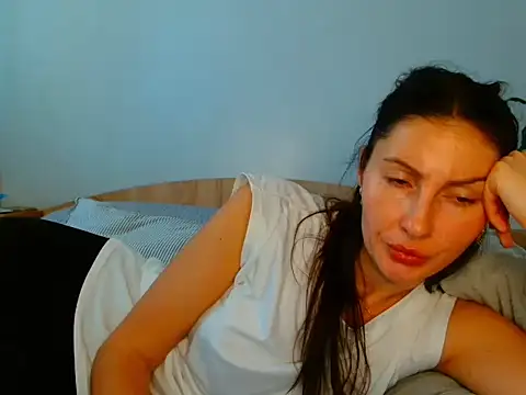 Irina9793 online show from April 6, 2026, 8:59 am