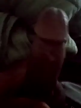 Snapshot of Mouththisbigdick chatting on October 22, 2025, 7:46 pm Mouththisbigdick online show from October 22, 2025, 7:46 pm