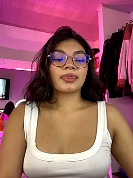 Snapshot of _Camilaaa_ chatting on September 11, 2025, 6:30 pm  Camilaaa  online show from September 11, 2025, 6:30 pm