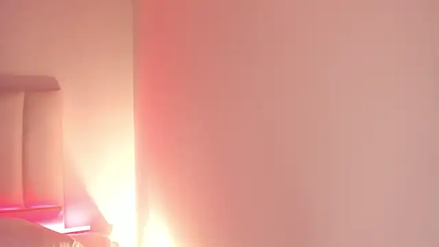 Hannahx   online show from March 6, 2026, 10:45 am