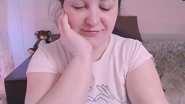 SoftLia online show from February 15, 2025, 8:22 pm