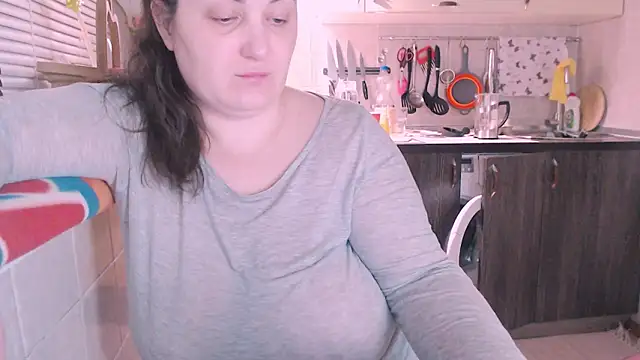 SoftLia online show from February 26, 2025, 4:24 pm