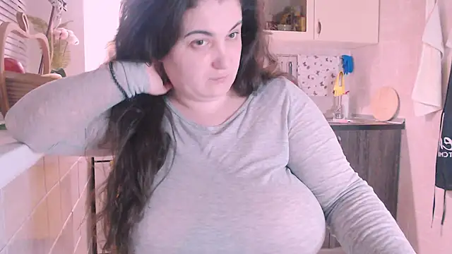 SoftLia online show from March 14, 2025, 4:09 pm