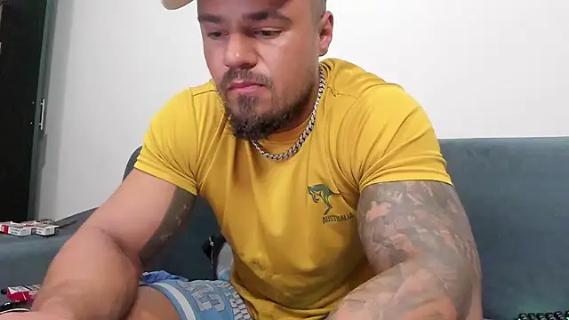 Snapshot of Tiberius_hunk chatting on March 21, 2025, 6:38 am Tiberius hunk online show from March 21, 2025, 6:38 am