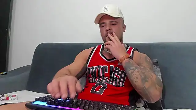 Snapshot of Tiberius_hunk chatting on March 21, 2025, 8:50 pm Tiberius hunk online show from March 21, 2025, 8:50 pm