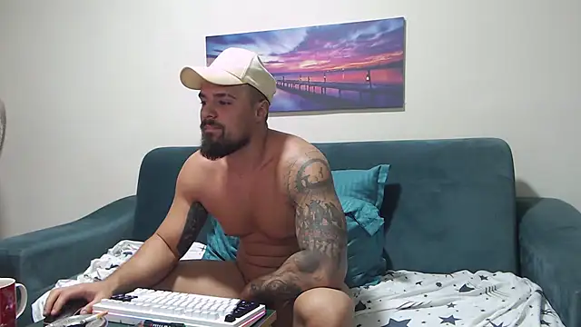 Snapshot of Tiberius_hunk chatting on September 24, 2025, 6:06 am Tiberius hunk online show from September 24, 2025, 6:06 am