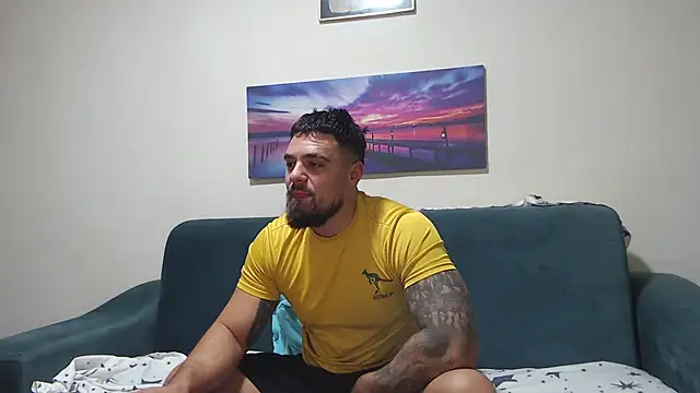 Snapshot of Tiberius_hunk chatting on October 16, 2025, 3:18 am Tiberius hunk online show from October 16, 2025, 3:18 am