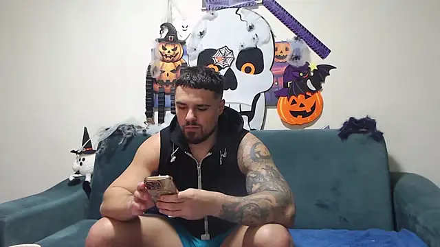 Snapshot of Tiberius_hunk chatting on November 9, 2025, 2:59 pm Tiberius hunk online show from November 9, 2025, 2:59 pm